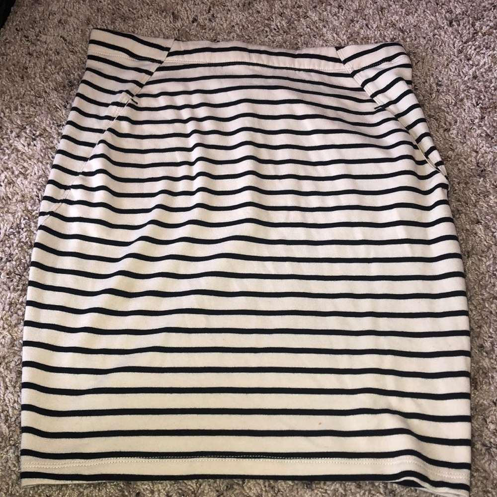 Stripped skirt